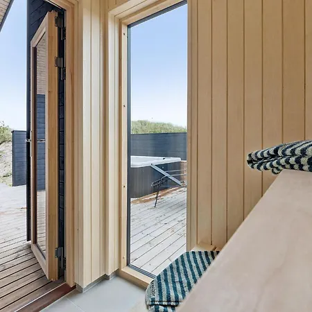 Nyaraló Cozy In With Sauna *